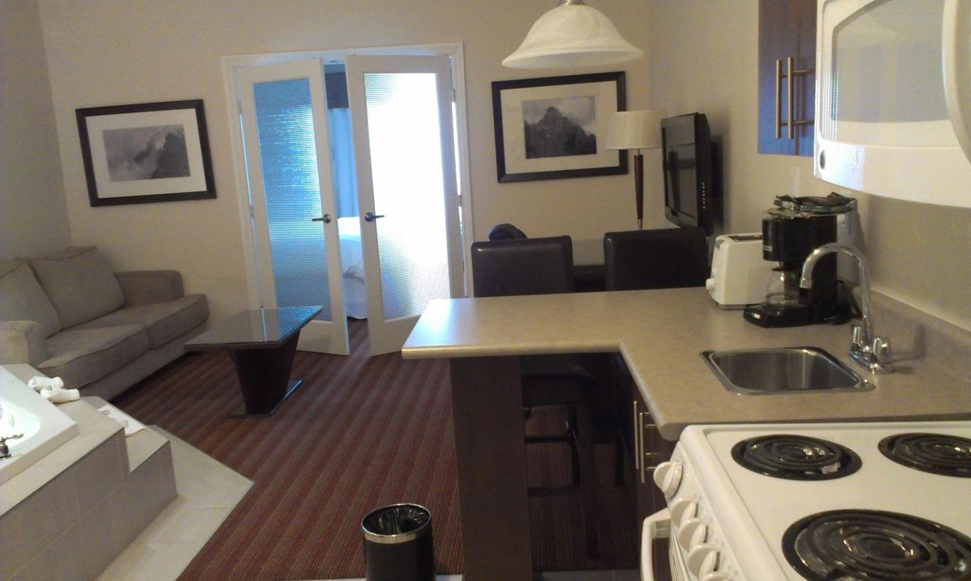 Sigma Inn & Suites Hudson'S Hope Hudson Hope المظهر الخارجي الصورة