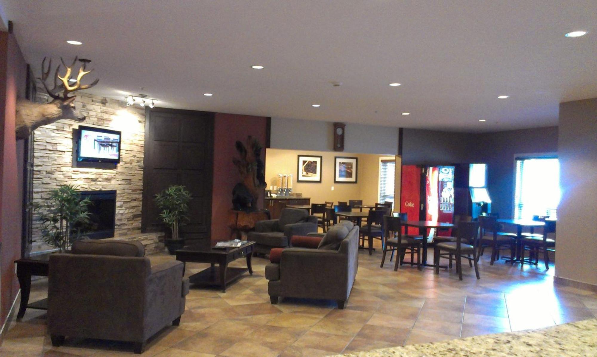 Sigma Inn & Suites Hudson'S Hope Hudson Hope المظهر الخارجي الصورة