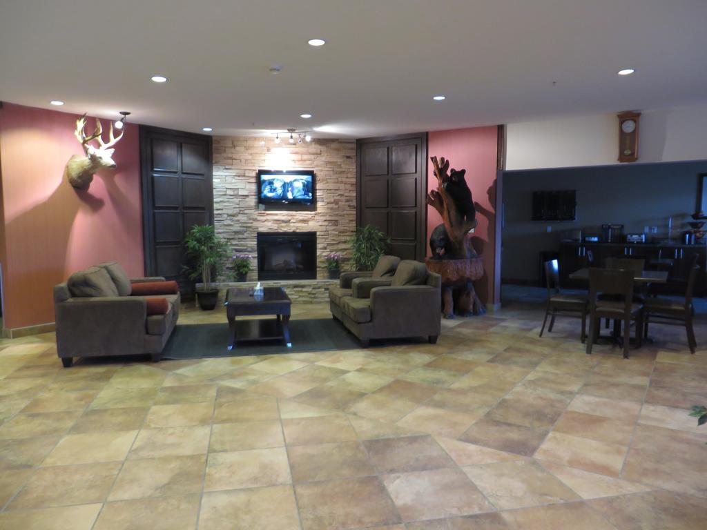 Sigma Inn & Suites Hudson'S Hope Hudson Hope المظهر الخارجي الصورة