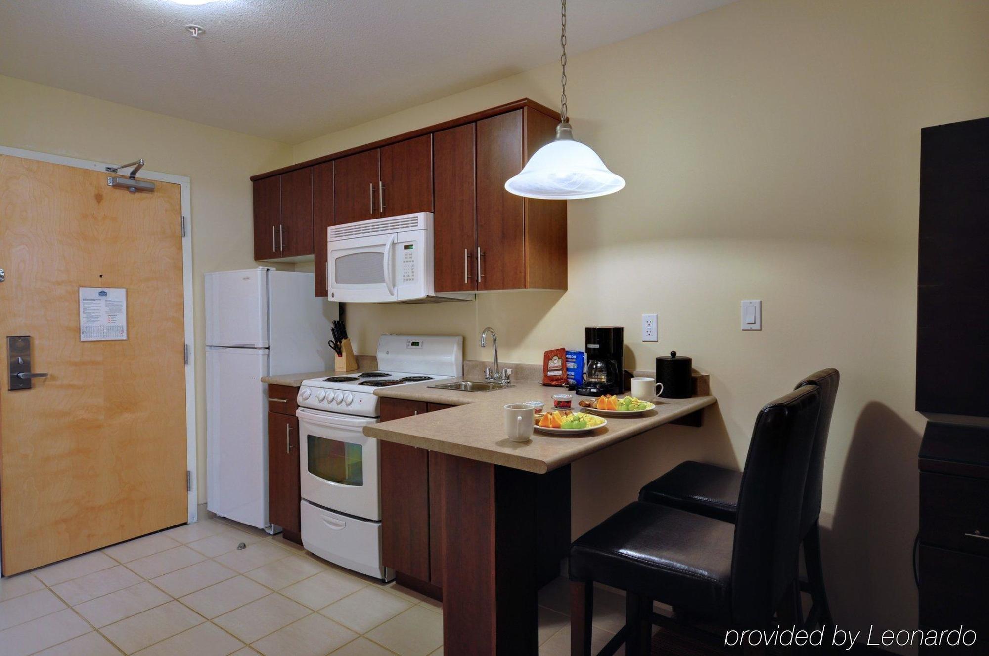 Sigma Inn & Suites Hudson'S Hope Hudson Hope الغرفة الصورة