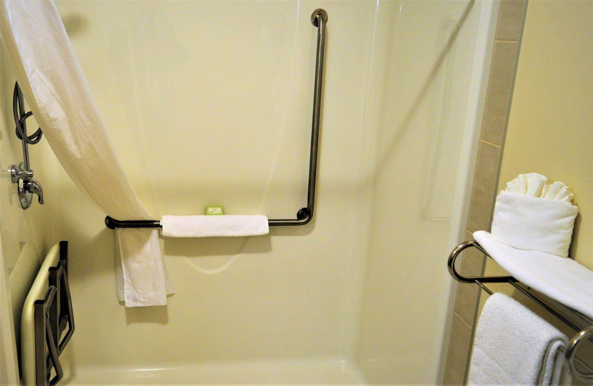 Sigma Inn & Suites Hudson'S Hope Hudson Hope المظهر الخارجي الصورة