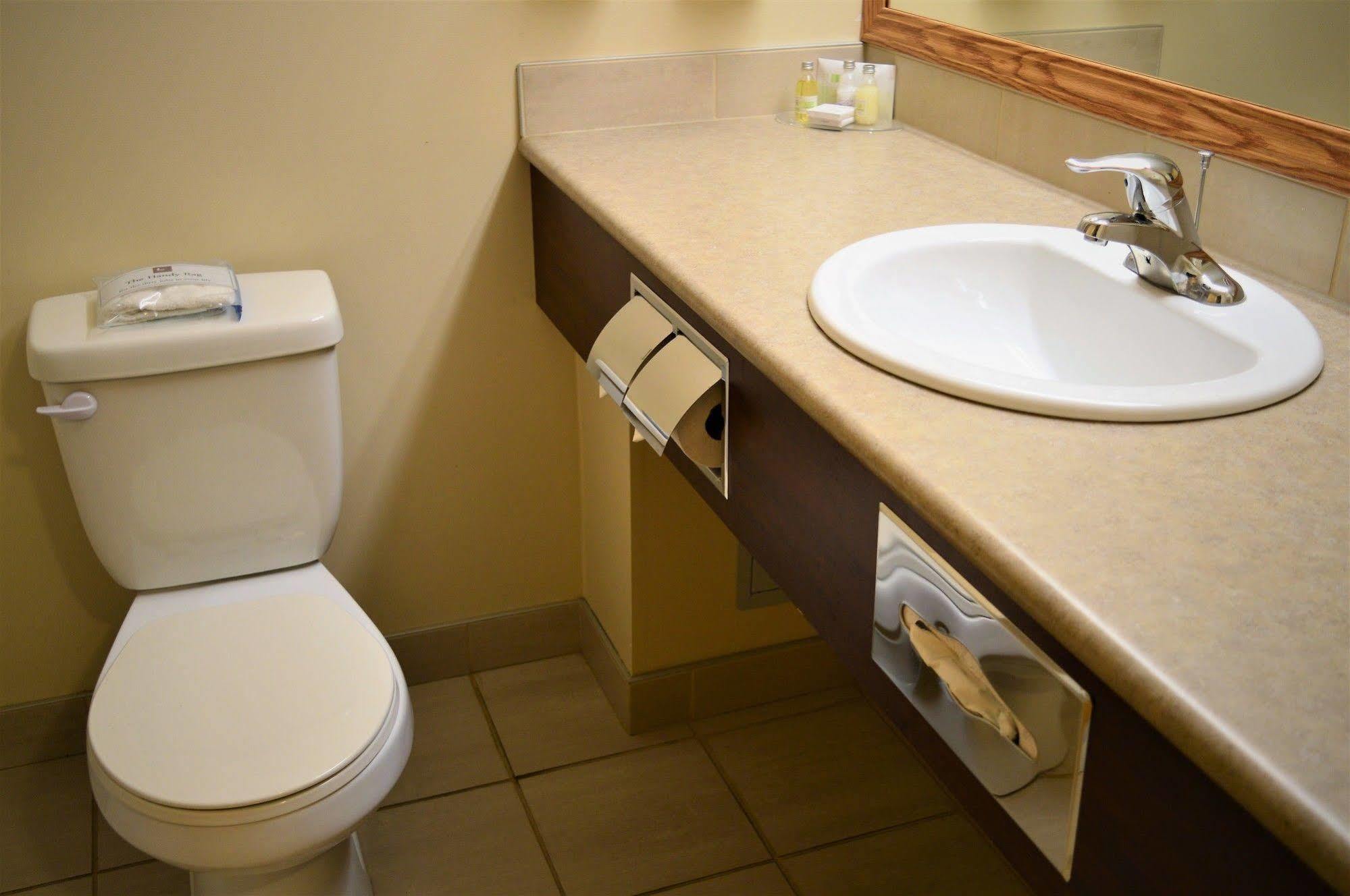 Sigma Inn & Suites Hudson'S Hope Hudson Hope المظهر الخارجي الصورة
